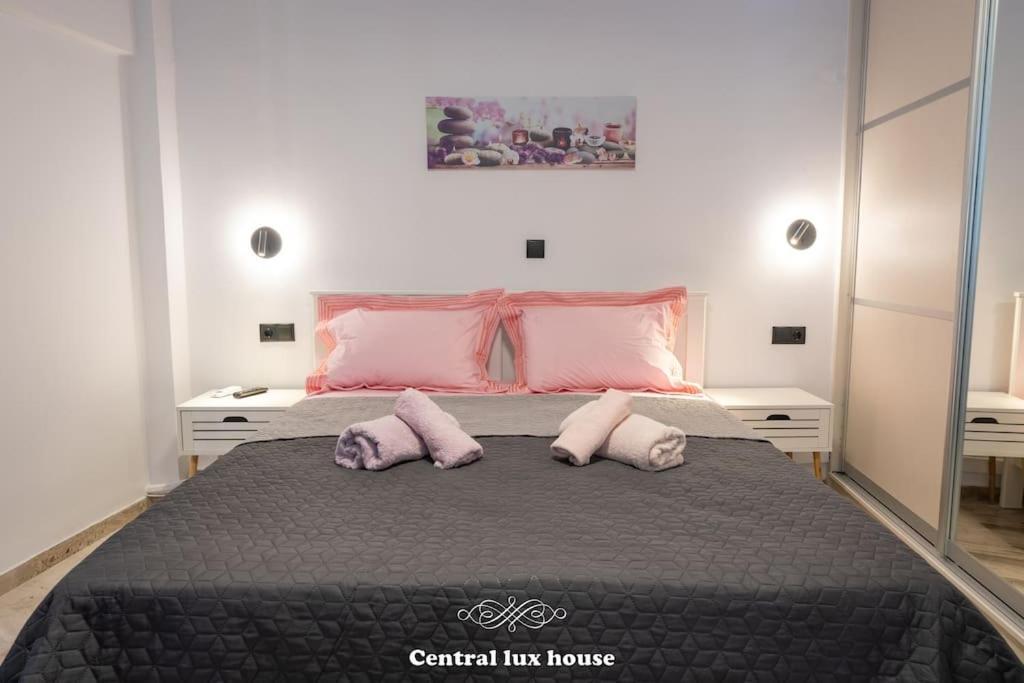 Central Lux House Kalamáta Buitenkant foto
